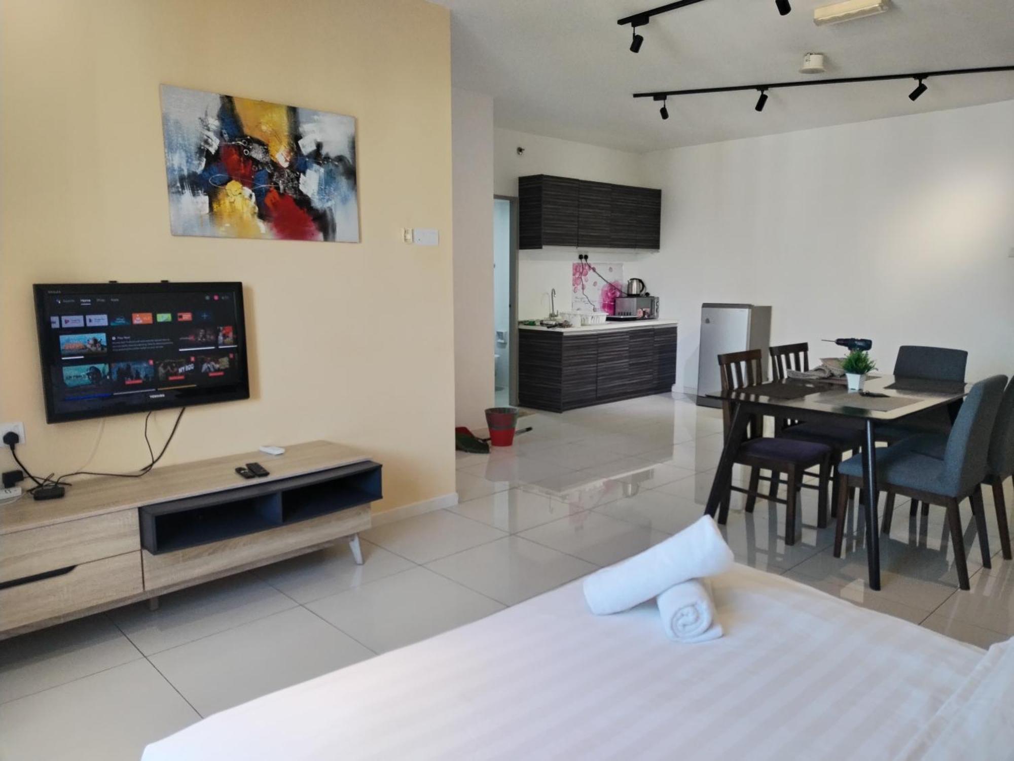 Paragon @ By Idealhub * Cyberjaya