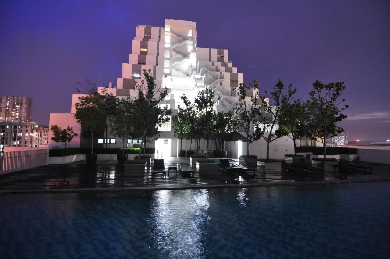 Paragon @ By Idealhub * Cyberjaya